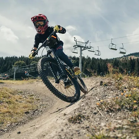 Marianna Oda ve Kahvaltı 3*